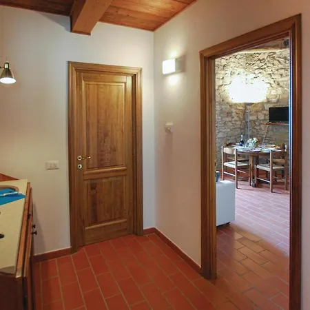 Pratinovi Apartamento *